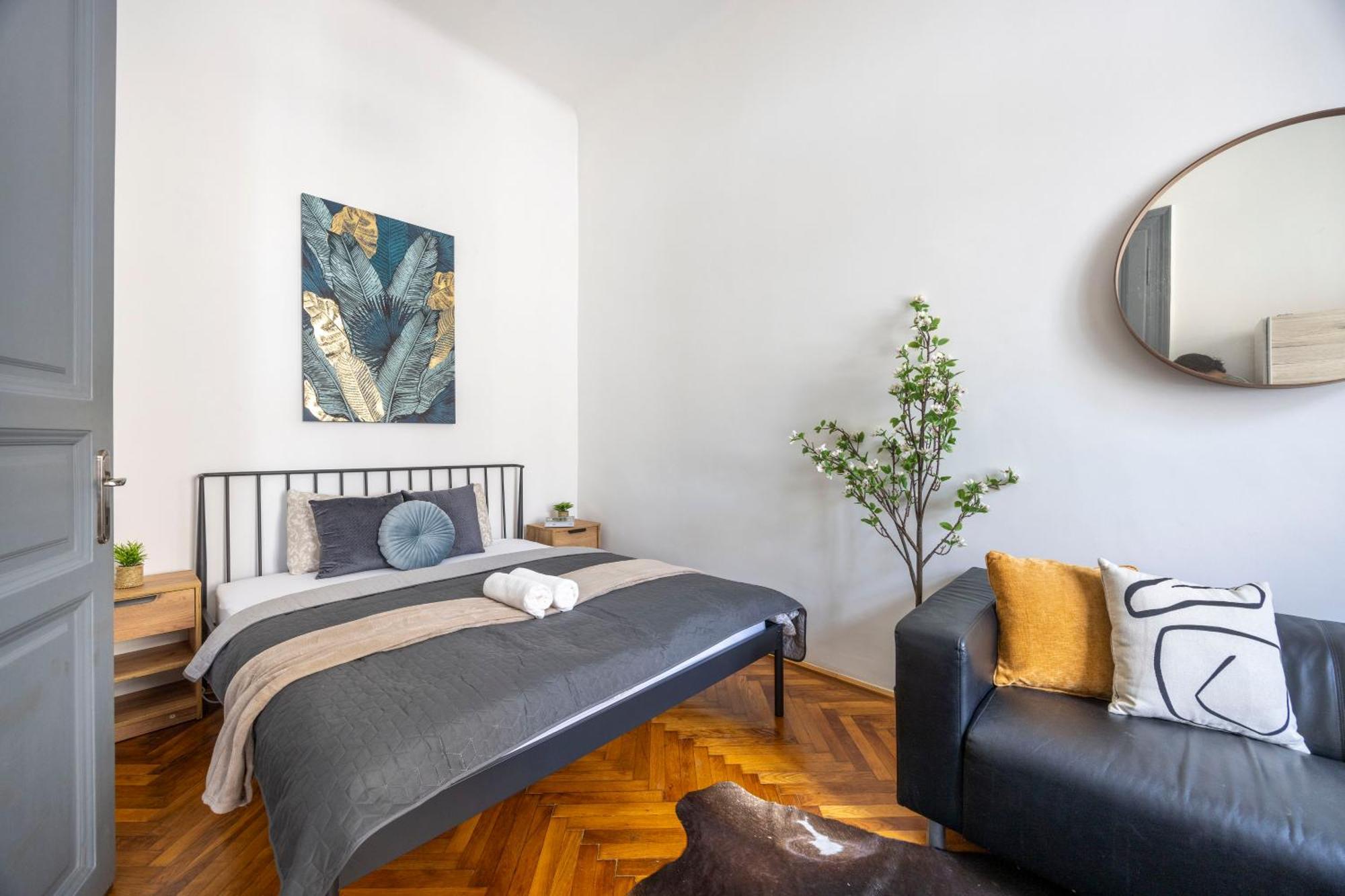 Charming & Cozy Stylish Apartment In The Heart Of Budapest Esterno foto
