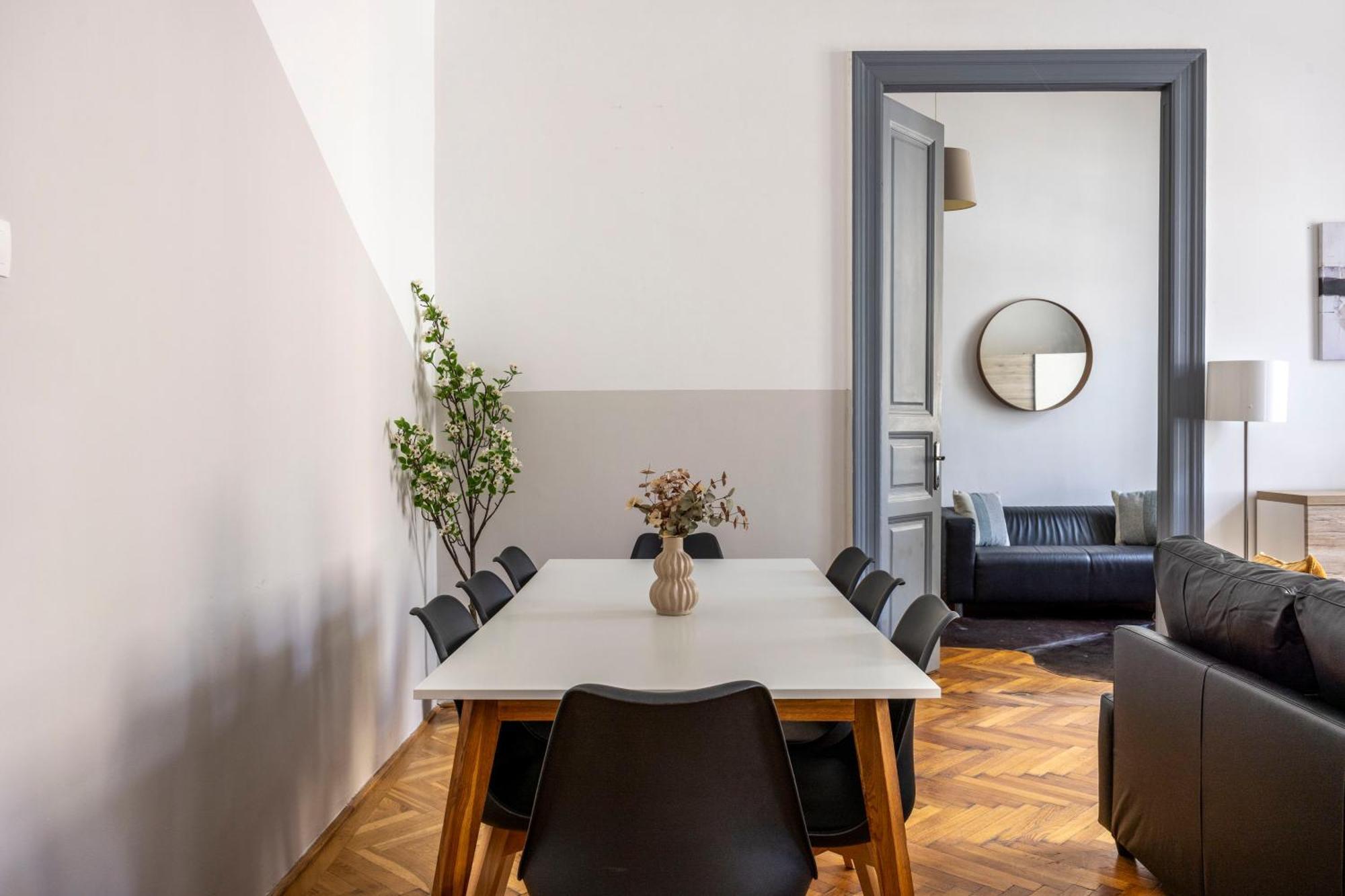 Charming & Cozy Stylish Apartment In The Heart Of Budapest Esterno foto