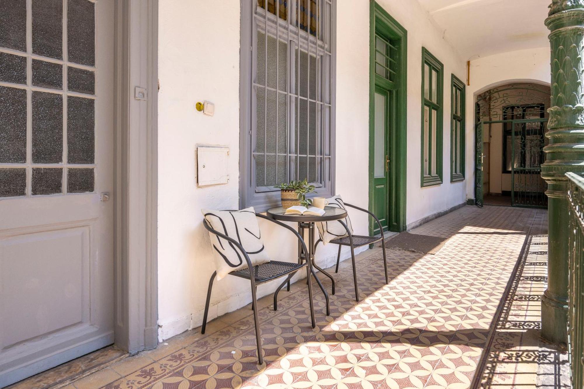 Charming & Cozy Stylish Apartment In The Heart Of Budapest Esterno foto